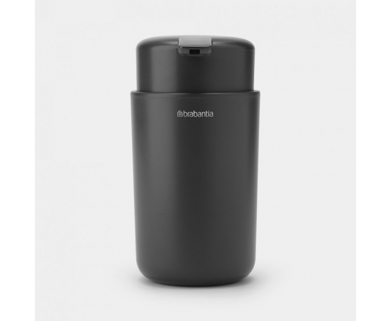 Brabantia ReNew tumši pelēkais ziepju dozators ar 250ml tilpumu priekšējais skats