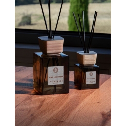 Ekskluzīvs Locherber Milano interjera aromāts ar bergamotes un jasmīna notīm