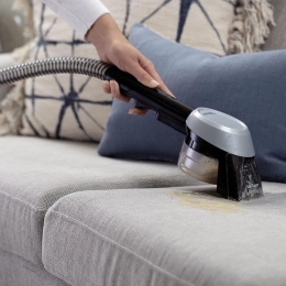 SpotClean Pet Select paklāju dziļās tīrīšanas demonstrācija